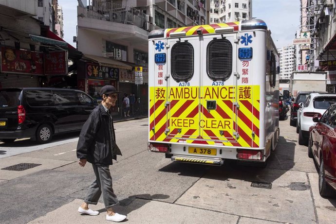 Archivo - Ambulancia en Hong Kong