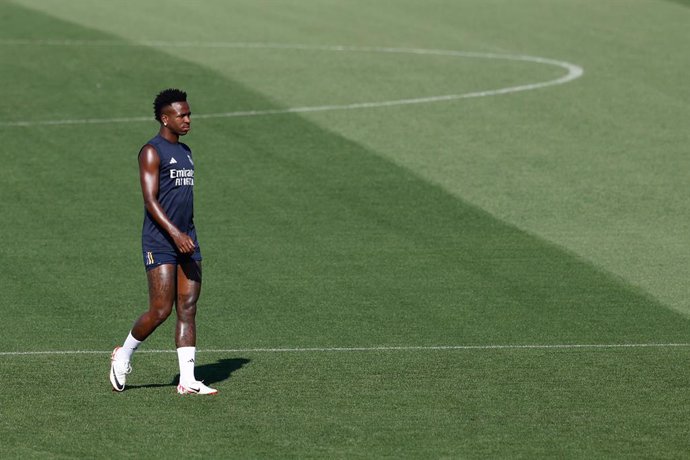 Archivo - Vinicius Junior during the training day of Real Madrid celebrated at Ciudad Deportiva Real Madrid on august 24, 2023, in Valdebebas, Madrid, Spain.