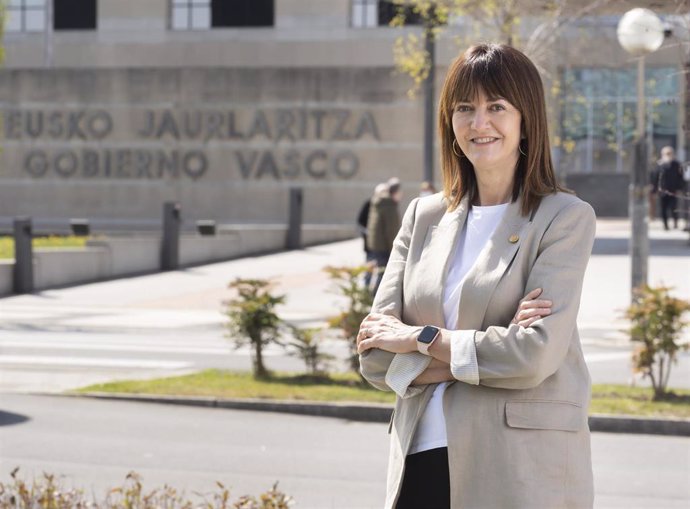 Archivo - La vicelehendakari segunda y consejera de Trabajo y Empleo del Gobierno vasco, Idoia Mendia