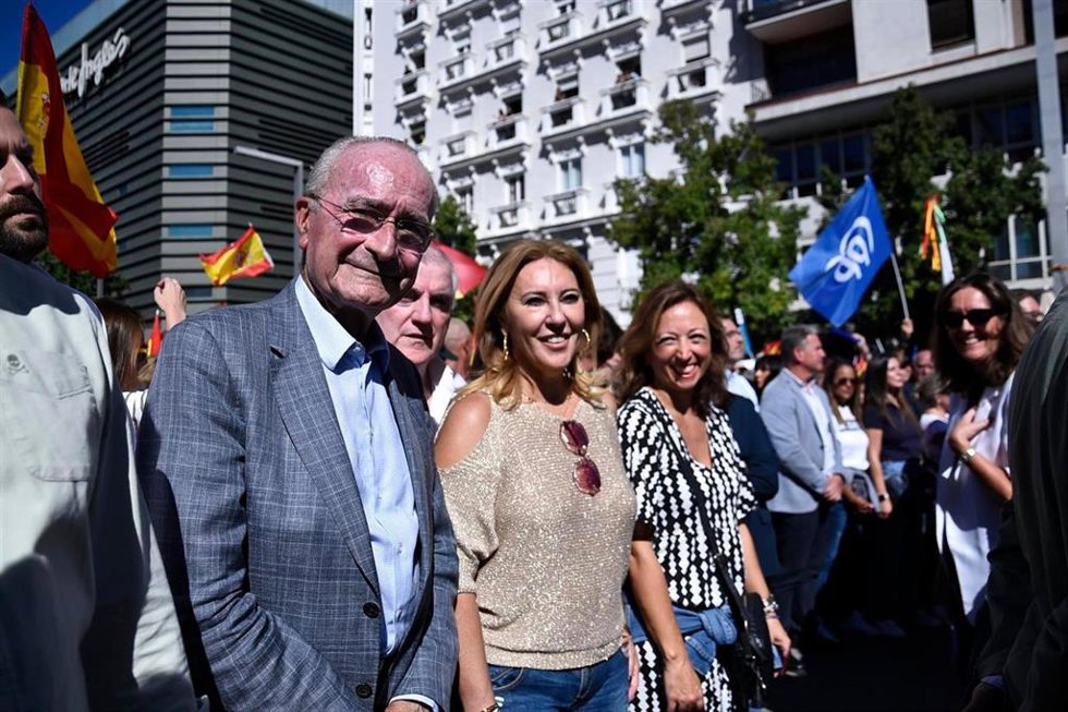 Francisco de la Torre, Patricia Navarro, Carolina España y Manuel Marmolejo en representación de los 'populares' de Málaga en el acto contra la amnistía celebrado por el PP en Madrid este domingo.