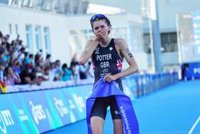 Beth Potter se impone en Pontevedra para ser campeona de las Series Mundiales
