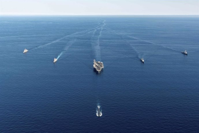 Archivo - September 30, 2022, EAST SEA, SOUTH KOREA: SSN 760 Annapolis (front), CVN 76 Ronald Reagan (Center) and South Korea, Japan Battle Ships take part in a US-South Korean Navy combined drill near East Sea, South Korea.