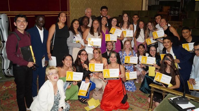 La Fundación Dádoris celebra el acto de entrega de la VI Edición de sus Premios