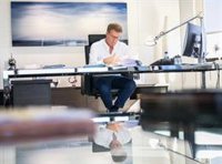 Feijóo incluirá en su discurso de investidura el compromiso de acabar con el término disminuido en la Constitución