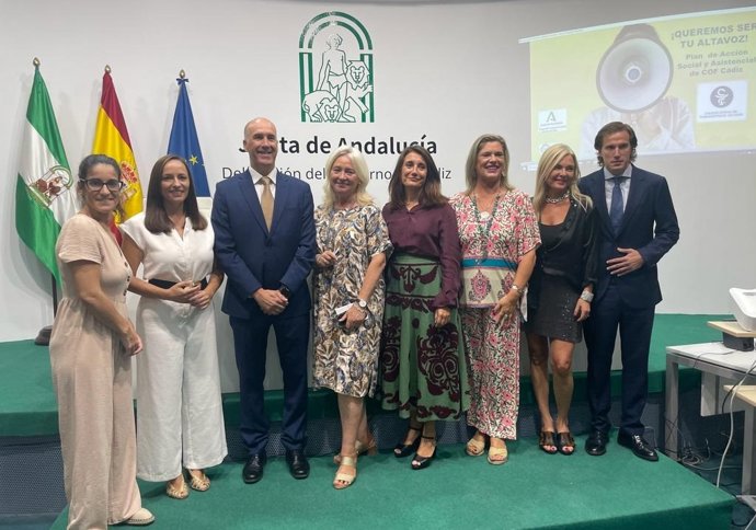 Mercedes Colombo en la presentación de la Estrategia Social y Asistencial del Colegio de Farmacéuticos de Cádiz.