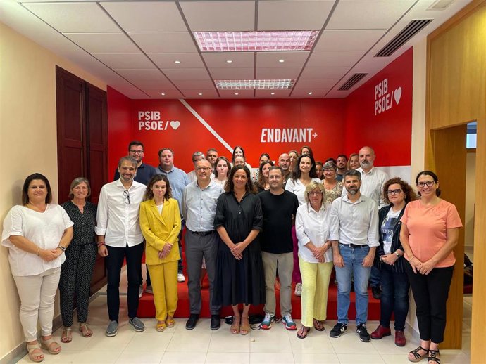 Los alcaldes, regidores y consellers socialistas de Mallorca se unen en favor del "consenso social en materia de lengua y cultura propias"