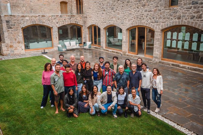 Imagen de los participantes en la residencia para cineastas Doklab Navarra