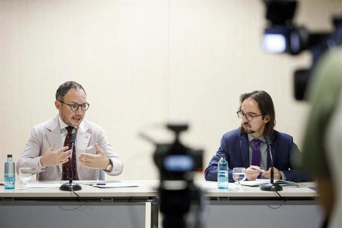 Espot y Riba en la rueda de prensa