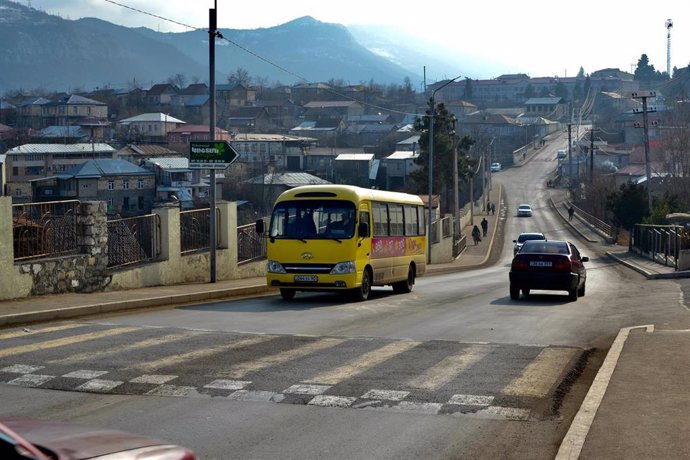 Archivo - Una calle en la ciudad de Stepanakert, capital de la autoproclamada república de Nagorno Karabaj, de nuevo bajo control de Azerbaiyán