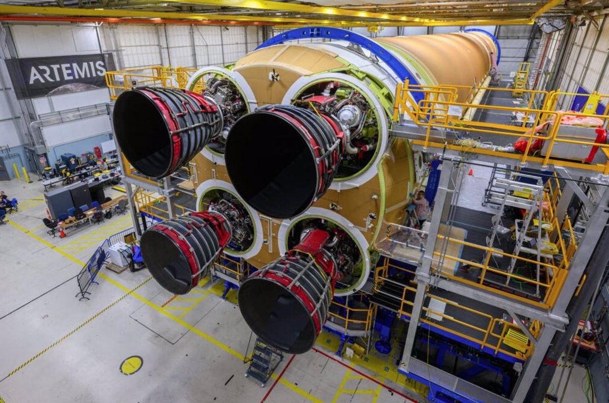 The first manned lunar rocket Artemis already has engines