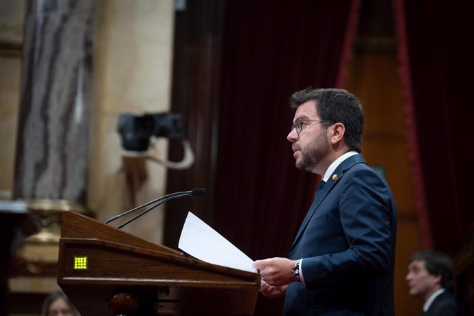 El presidente de la Generalitat de Catalunya, Pere Aragons, interviene durante el debate de Política General de la legislatura, en el Parlament de Catalunya, a 26 de septiembre de 2023, en Barcelona, Catalunya (España). El debate arranca con el discurs