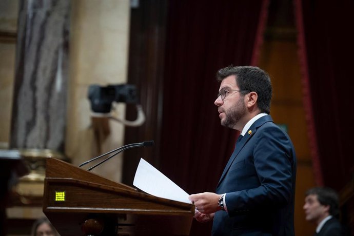 El presidente de la Generalitat, Pere Aragons, interviene durante el Debate de Política General en el Parlament
