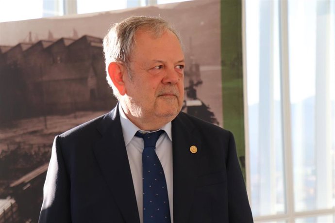 El Consejero de Economía y Hacienda, Pedro Azpiazu