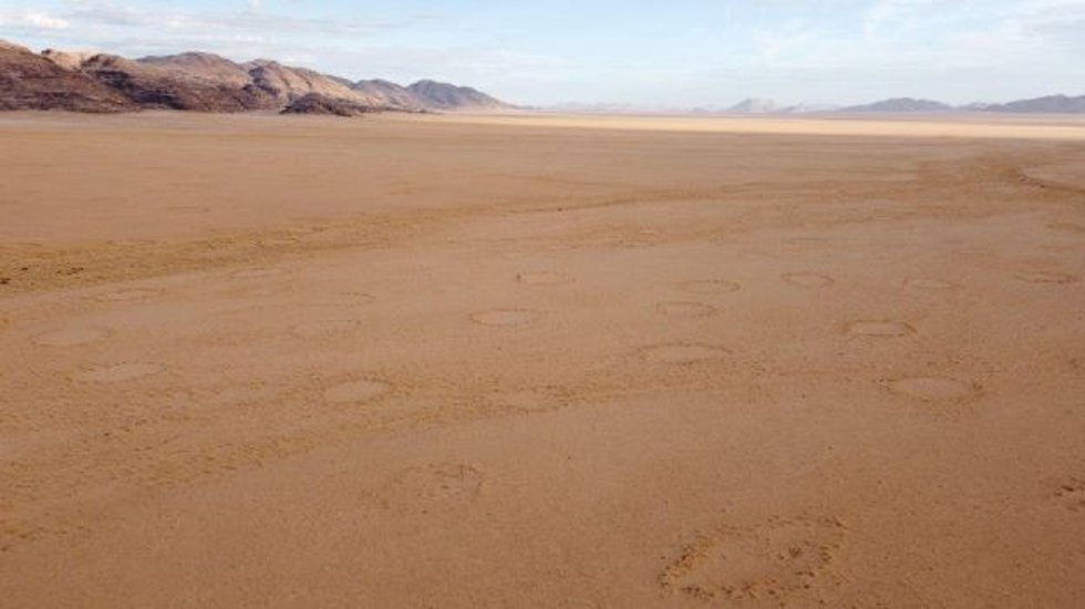 Encuentran los misteriosos círculos de hadas en 263 desiertos de todo el mundo