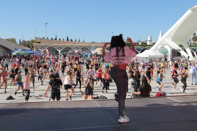 La Fundación España Activa moviliza a más de 30.000 personas en toda España para fomentar la actividad física.