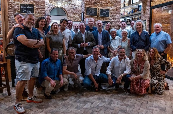 El presidente de la Diputación, David Toscano, ha dado la bienvenida a los representantes de las empresas turísticas especializadas en un acto en Ayamonte.