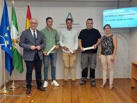 El delegado de la Junta en Jaén destaca el compromiso autonómico con la incorporación de los jóvenes al sector agrícola