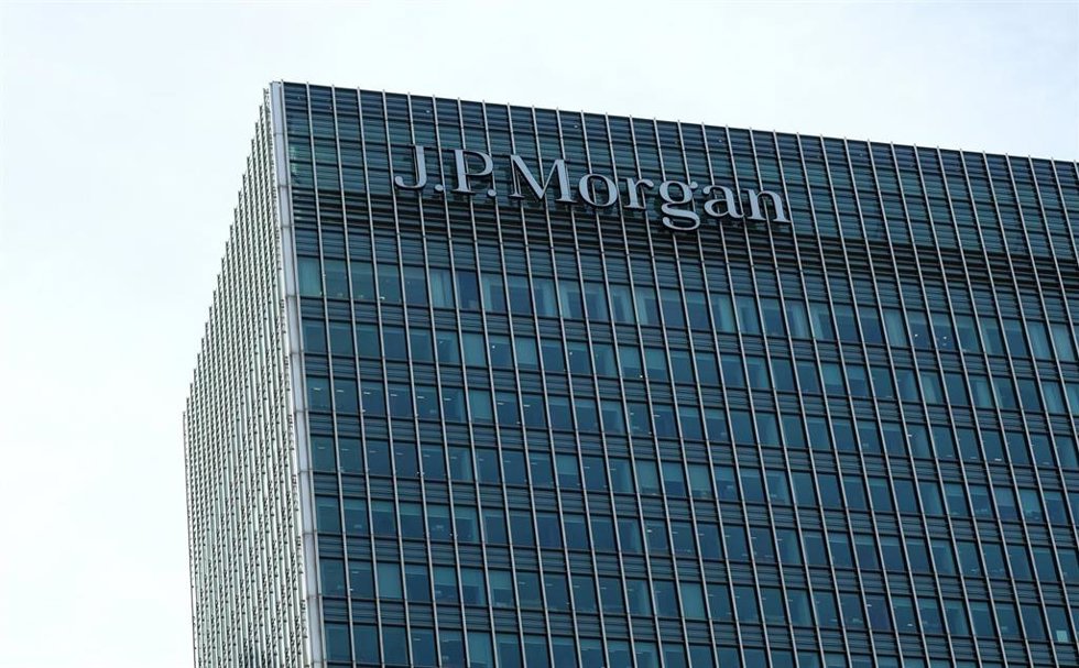 Archivo - Torre de J.P. Morgan en el Canary Wharf londinense.