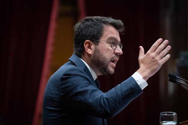 El presidente de la Generalitat de Catalunya, Pere Aragonès, interviene durante el tercer Debate de Política General de la legislatura, en el Parlament de Catalunya, a 27 de septiembre de 2023, en Barcelona, Catalunya (España)