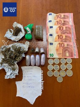 Imagen de los efectos incautados por la Policía Local de Murcia