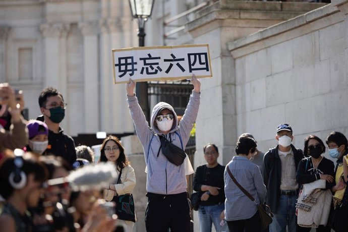 Archivo - Imagen de archivo de una protesta por la masacre de Tiananmen. 
