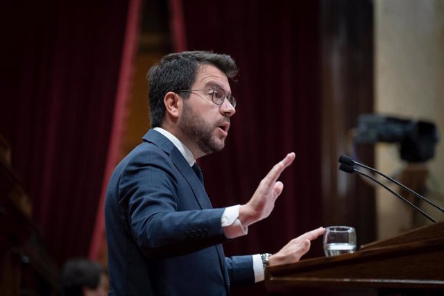 El presidente de la Generalitat de Catalunya, Pere Aragonès, interviene durante el tercer Debate de Política General de la legislatura, en el Parlament de Catalunya, a 27 de septiembre de 2023, en Barcelona, Catalunya (España)