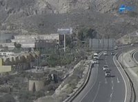 Arde un camión tras caer por un terraplén al salirse de la vía en la A-7 en Huércal de Almería (Almería)