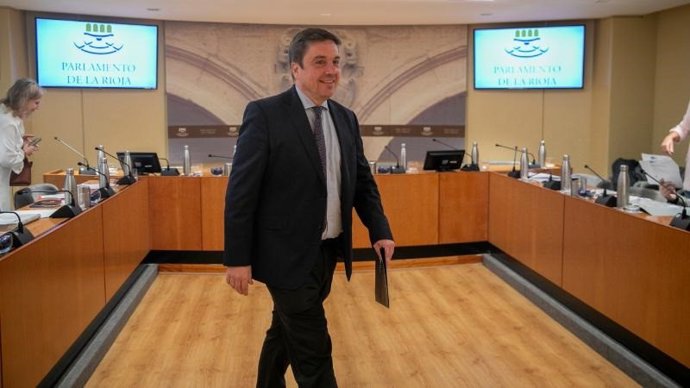 El consejero de Educación, Alberto Galiana