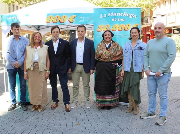 Presentación de la campaña de comercio.