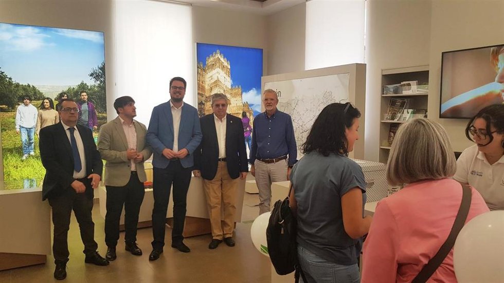 Acción promocional de la Diputación por el Día Mundial del Turismo