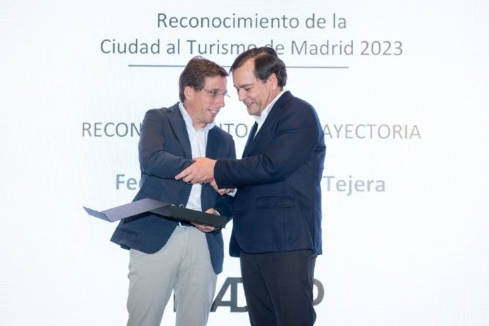 González Tejera, CEO de Radisson, premiado por el Ayuntamiento de Madrid por su liderazgo en el sector