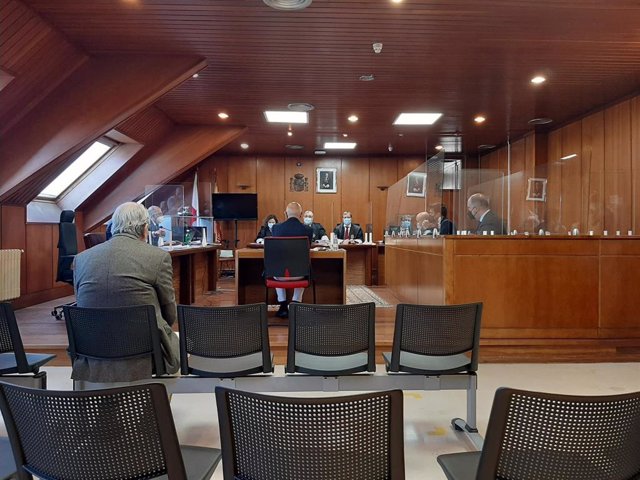 Archivo - El exalcalde de Noja Jesús Díaz declarando en el juicio contra él por el caso 'Nocanor'