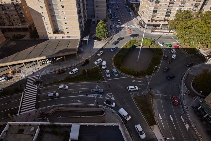 Concluyen las obras de los nuevos pasos de cebra para facilitar el tránsito peatonal en la rotonda de San Jorge