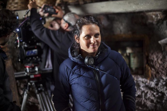 La Directora De 'O Corno', Jaione Camborda, Durante El Rodaje.