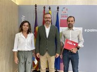 El PSOE acusa a Martínez de ser "un títere en manos de la ultraderecha" por el cese en la Defensora de la Ciudadanía