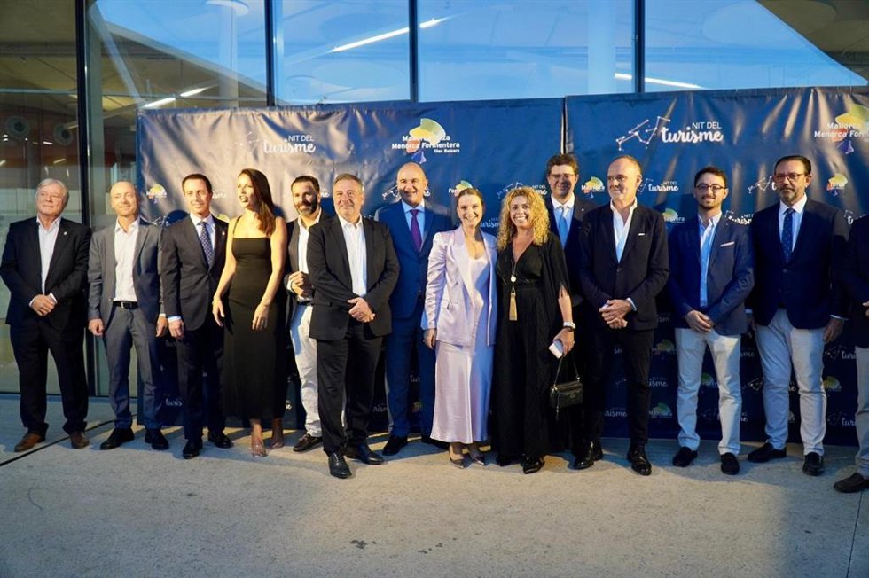 El Govern permitirá a los consells insulares precintar la oferta turística ilegal.