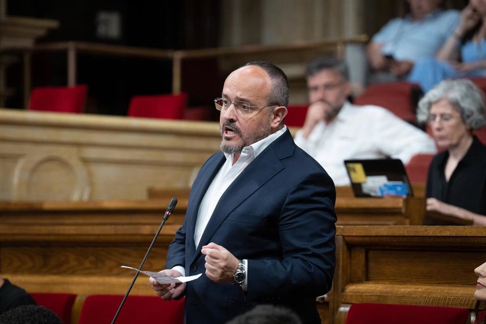 Archivo - El líder del PP catalán, Alejandro Fernández