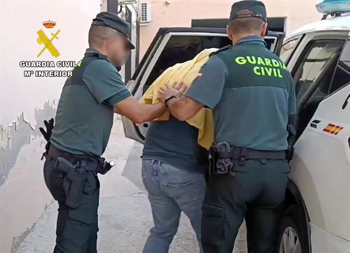 La Guardia Civil Esclarece Un Robo Con Violencia A Una Anciana En Cieza Con La Detención De Sus Dos Autores