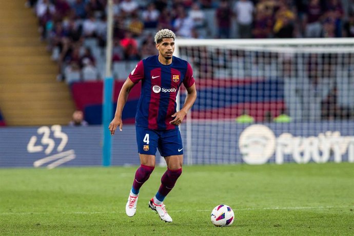 Ronald Araujo of Fc Barcelona during the Spanish league, La Liga EA Sports, football match played between FC Barcelona and RC Celta at Estadi Olimpic Lluis Company on September 23, 2023 in Barcelona, Spain.