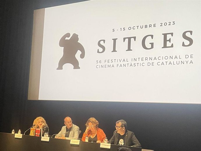 Rueda de prensa del Festival de Sitges, con la directora general de la Fundación Mnica Garcia, el dtor.Del Icec Edgar Garcia, la alcaldesa Aurora Carbonell y el director Ángel Sala