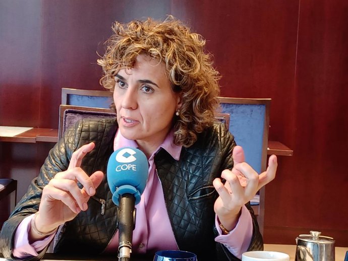 Archivo - La portavoz del PP en el Parlamento europeo, Dolors Montserrat, en una entrevista en la Cope