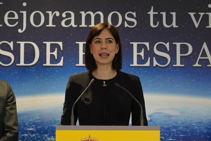 Archivo - La ministra de Ciencia e Innovación, Diana Morant, en la sede de la Agencia Espacial Española en San Jerónimo.