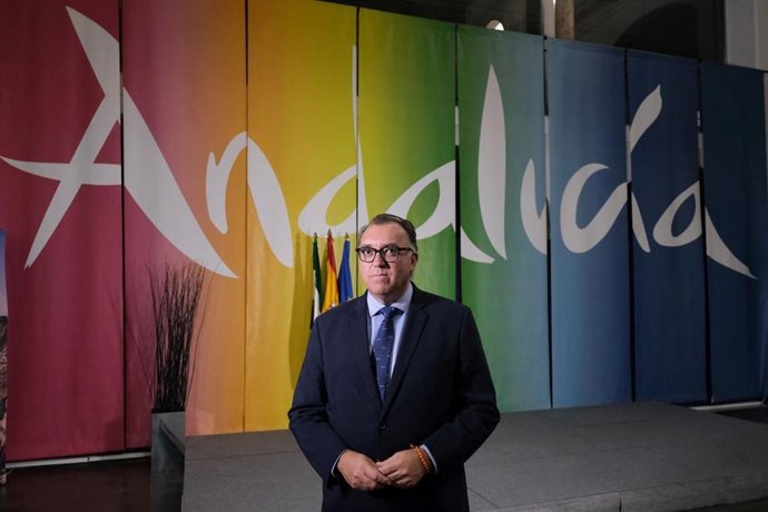 El consejero de Turismo, Cultura y Deporte, Arturo Bernal