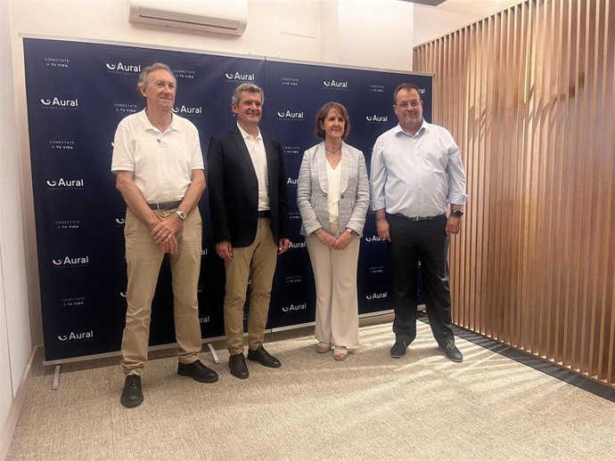 Inauguración del nuevo centro de Aural.