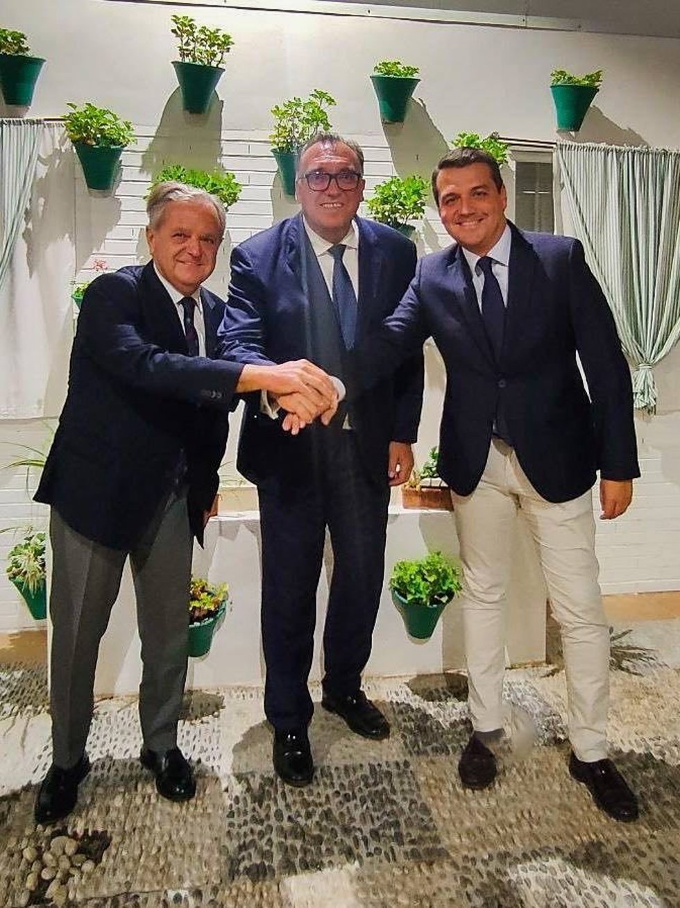 Salvador Fuentes, Arturo Bernal y José María Bellido.