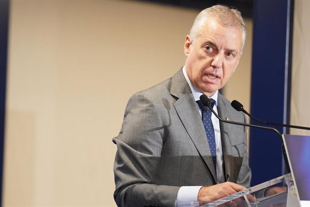 El Lehendakari, Iñigo Urkullu, interviene durante un desayuno informativo, en el Hotel Ercilla, a 29 de septiembre de 2023, en Bilbao, Vizcaya, País Vasco (España).