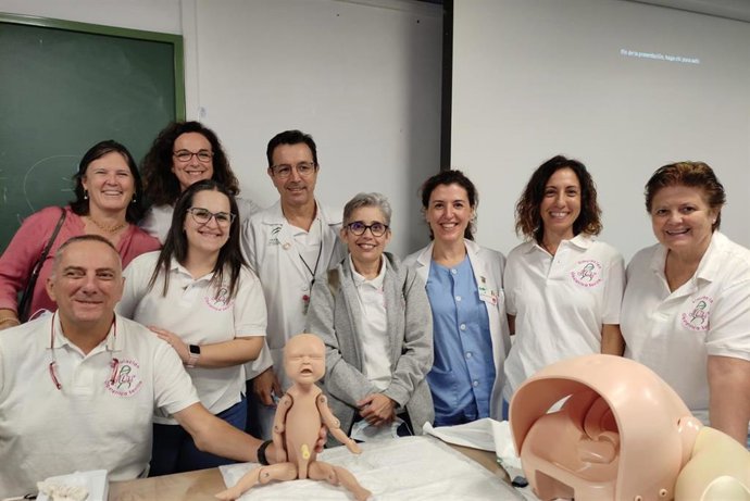 Grupo de instructores en simulación obstétrica del Hospital Virgen del Rocío de Sevilla.
