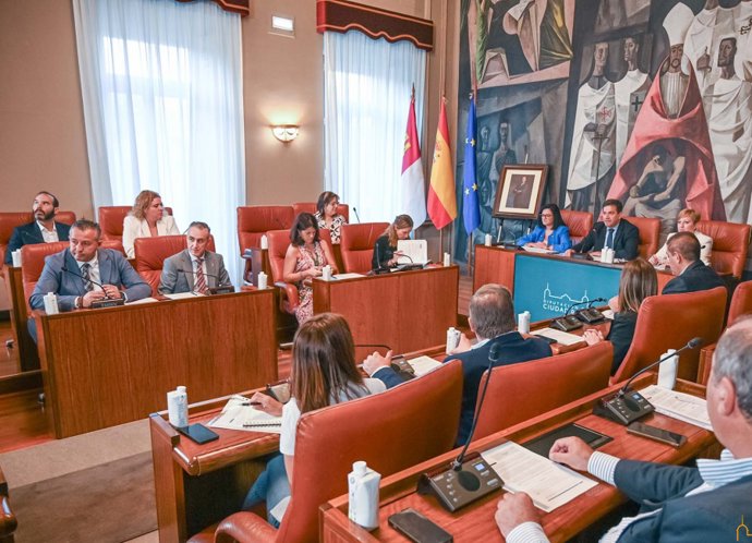 Pleno en la Diputación de Ciudad Real.