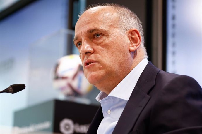 Archivo - El presidente de LaLiga, Javier Tebas, en una rueda de prensa. 