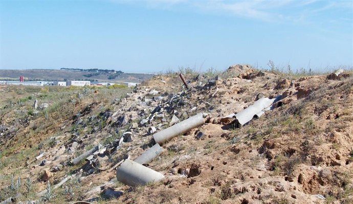 Archivo - Amianto en el Polígono de Toledo